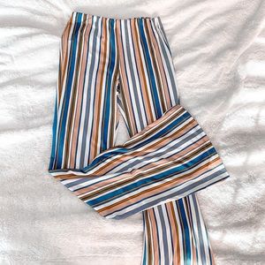 Altar’d State Flare Pants 🍑